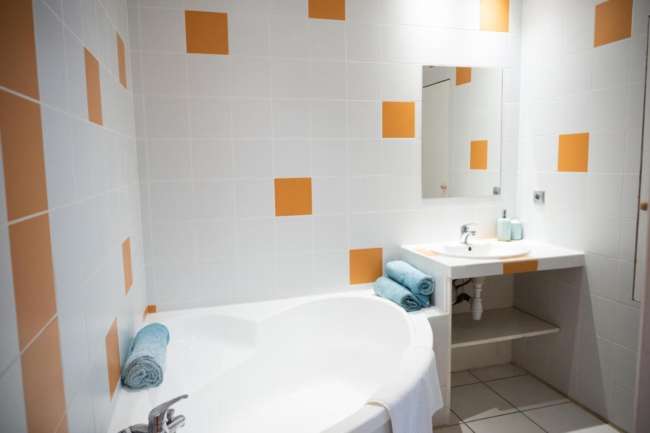! New ! ColorZen - Confortable et Lumineux - Appart Pézenas Centre Esterno foto